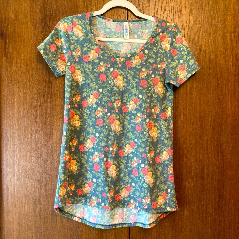 Lularoe classic t